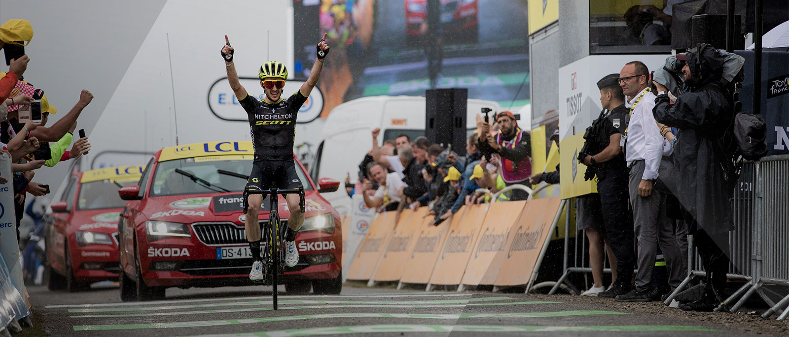 Simon Yates na novem Scott Addict RC z etapno zmago na Tour de France 2019